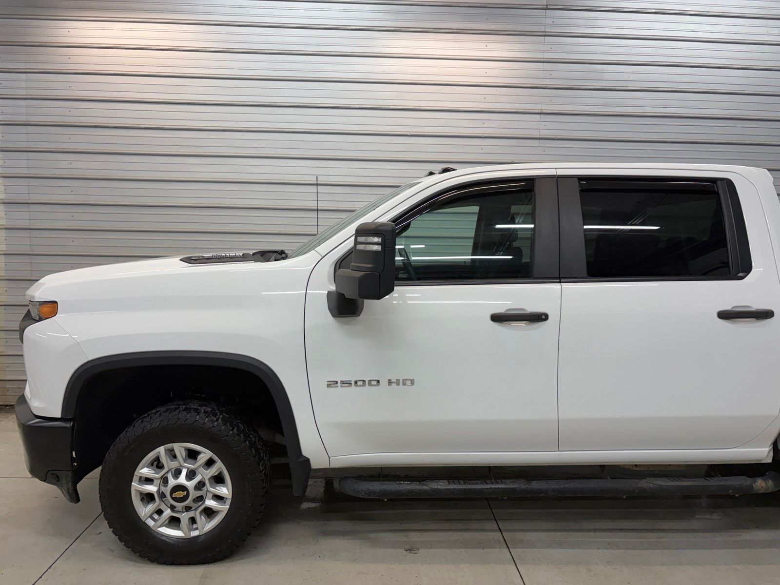 Photo 3 of 2022 Chevrolet Silverado 2500HD Work Truck