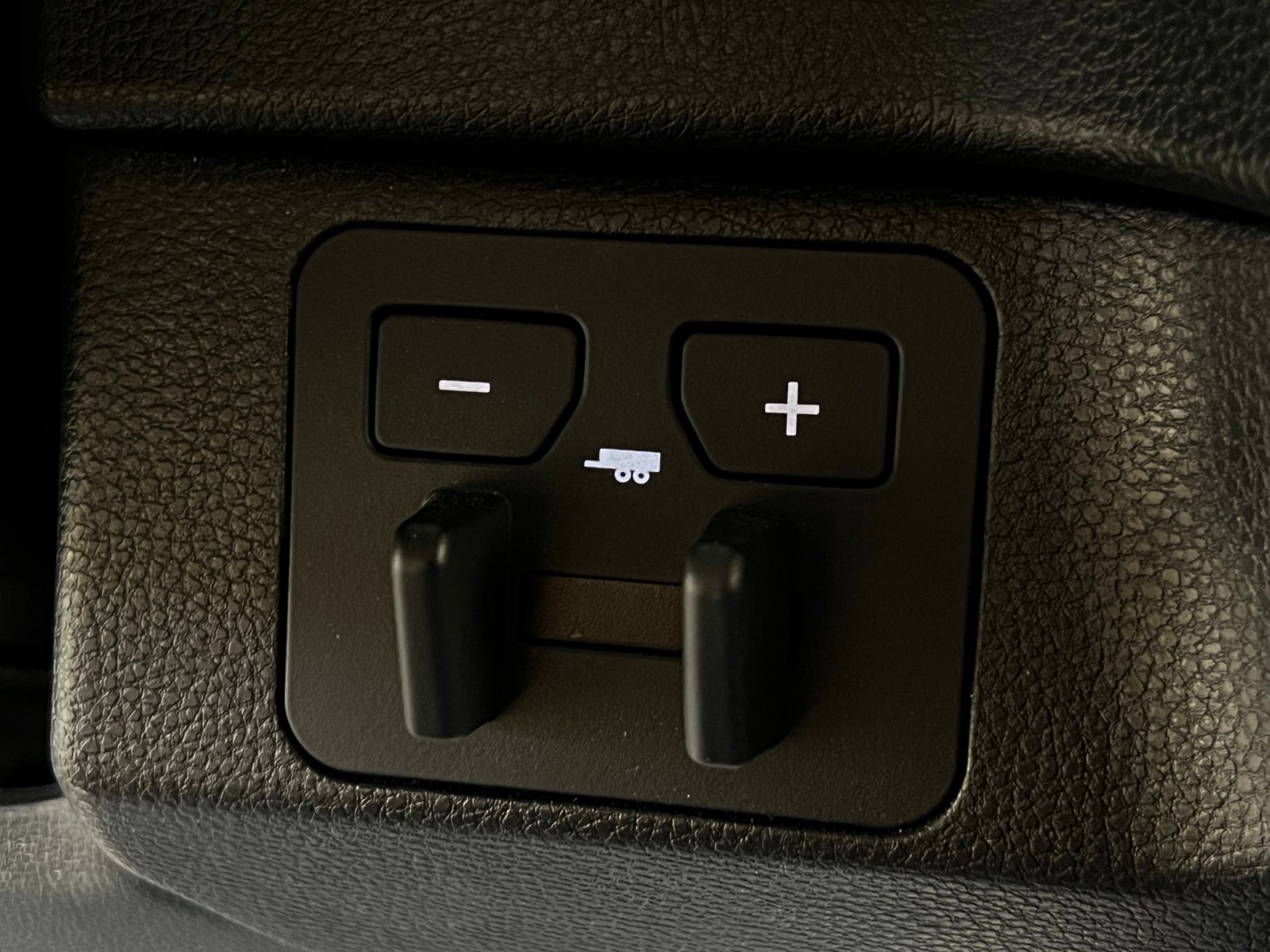 Thumbnail: 2026 Toyota Tundra - 20