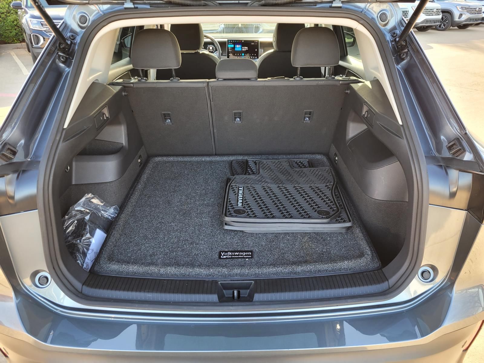 used 2025 Volkswagen Tiguan car, priced at $25,900