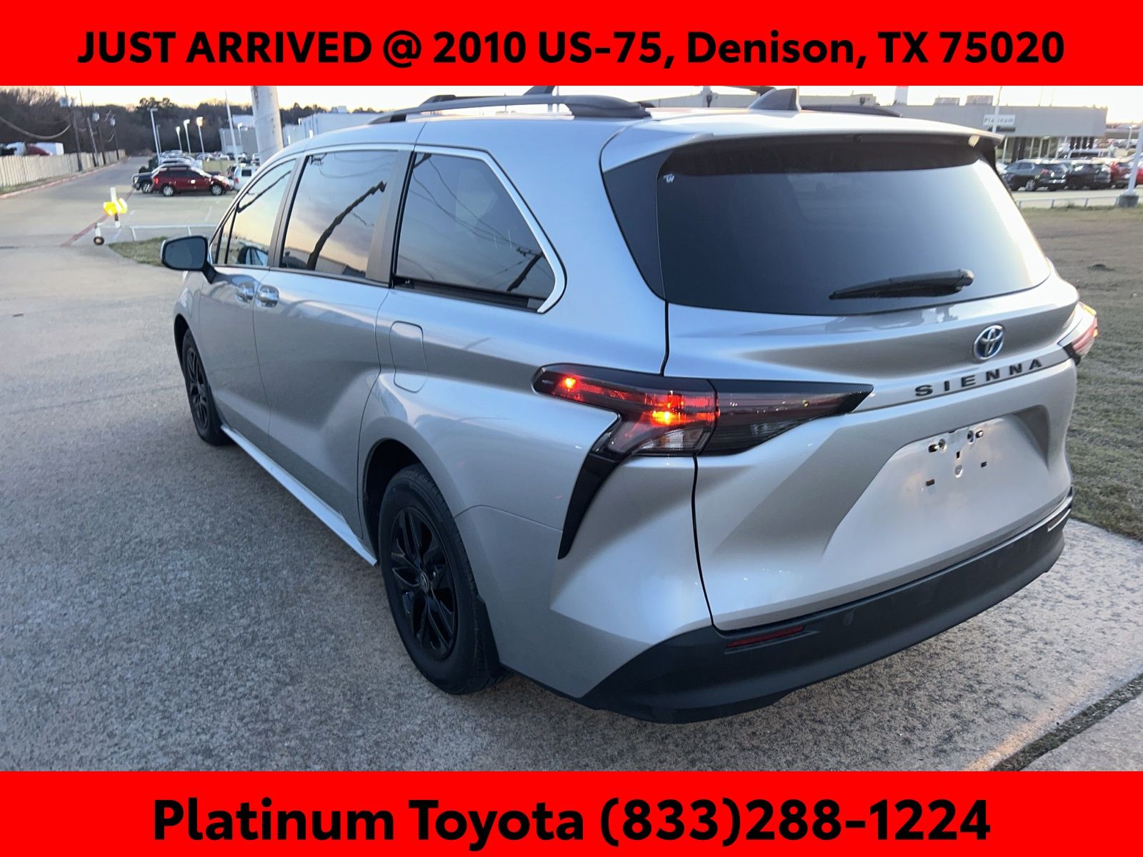 2023 Toyota Sienna LE 6