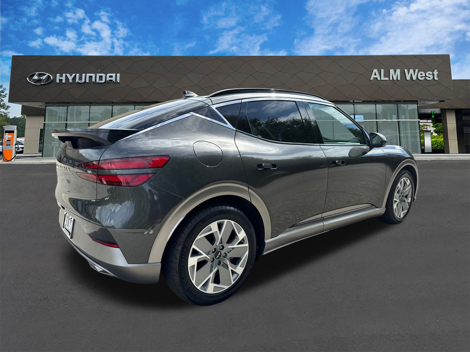 Used 2025 Gray Genesis Standard image 5