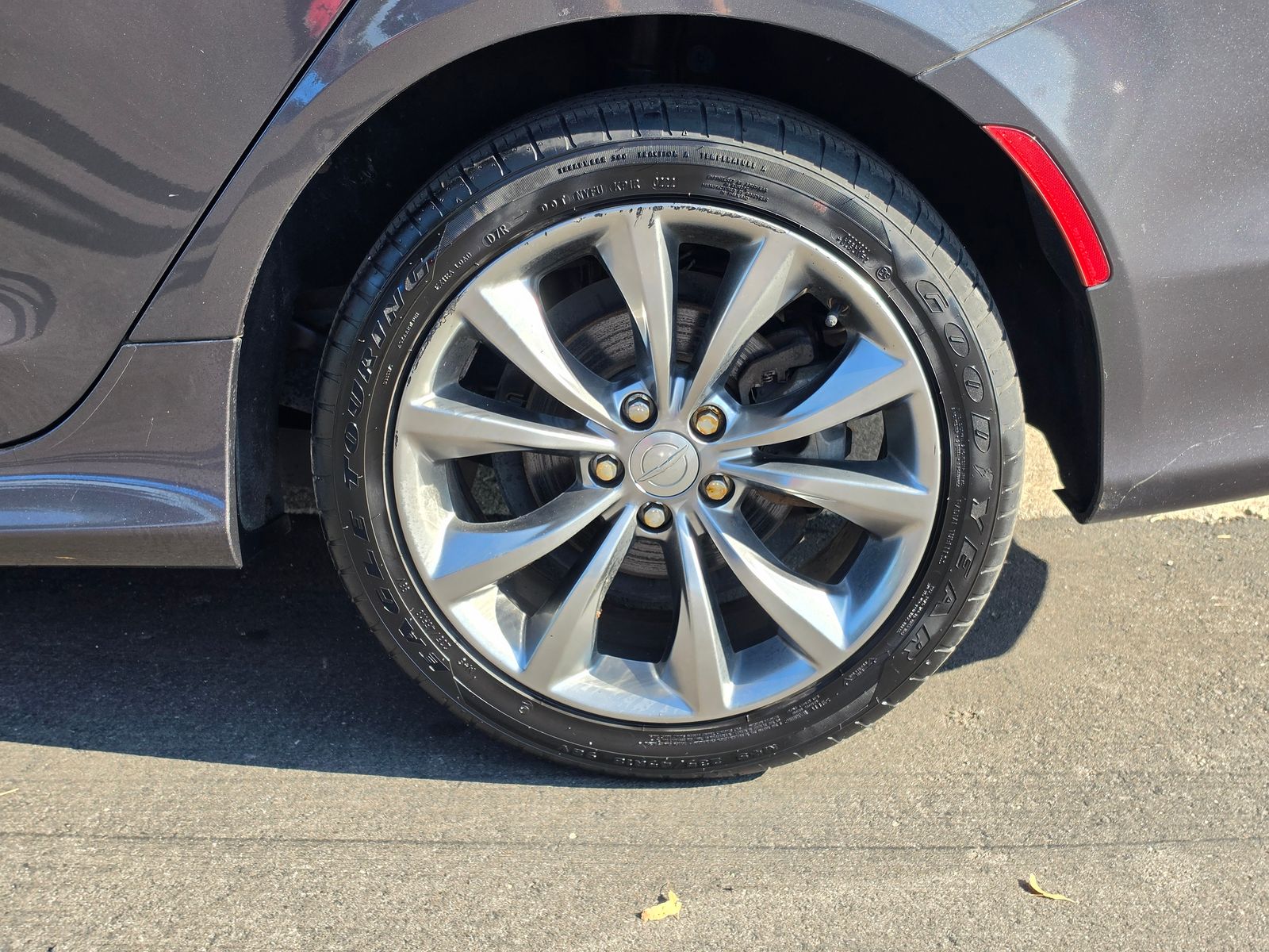 2015 Chrysler 200 #4