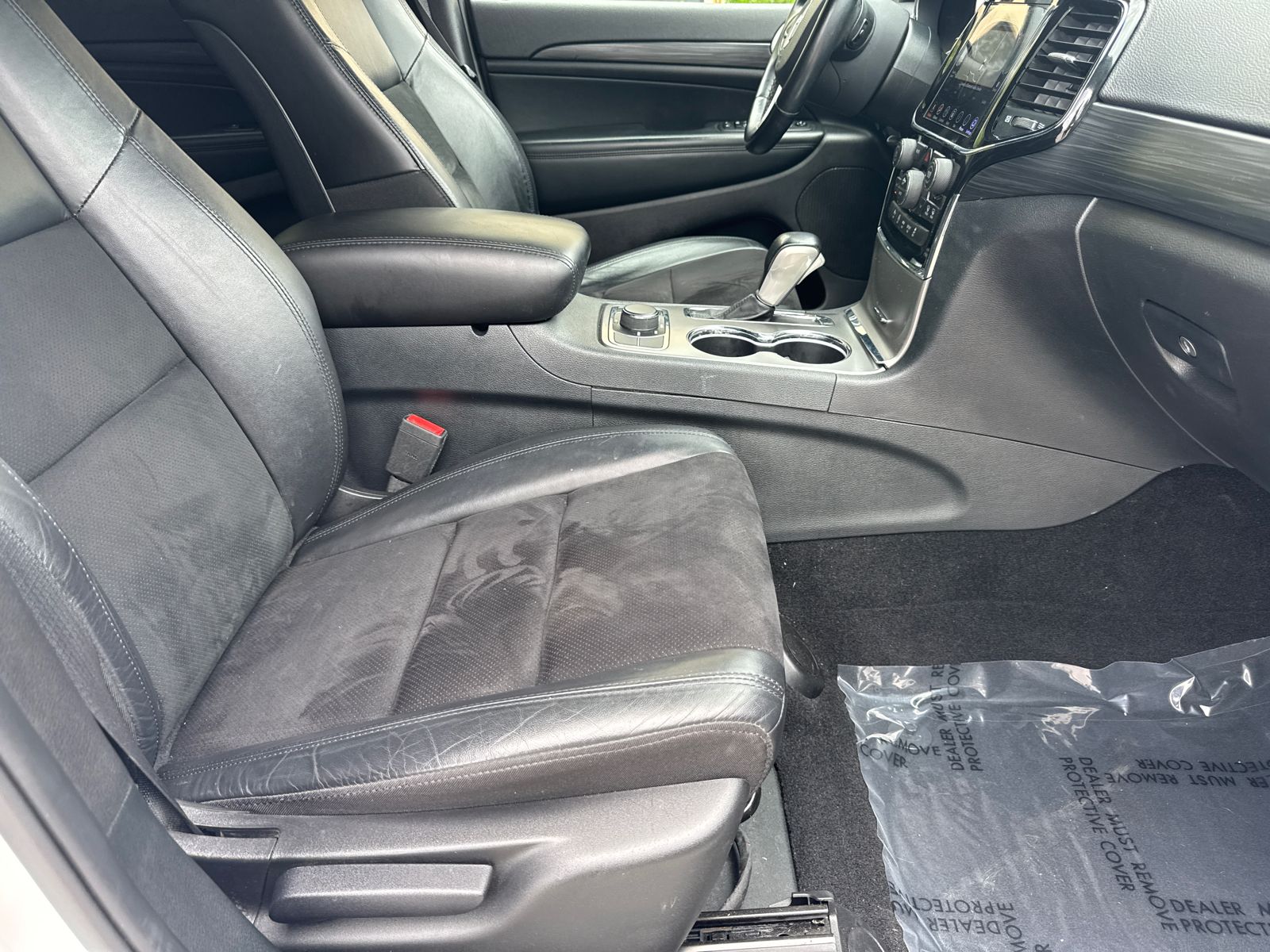 Used 2020 Bright White Clearcoat Jeep **UNDER MARKET** image 13