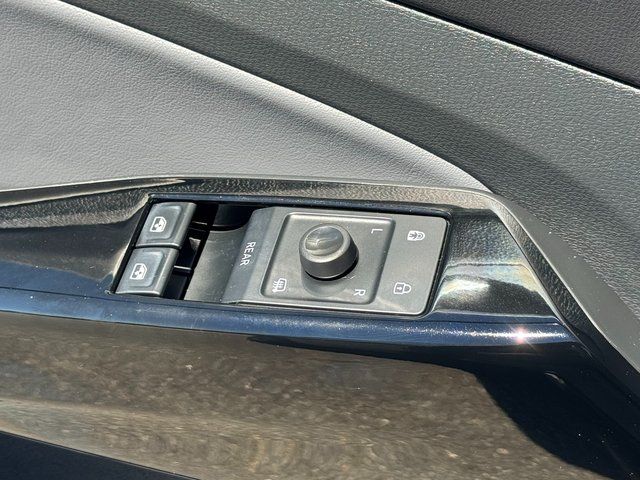 Used 2023 Gray Volkswagen Pro S image 25