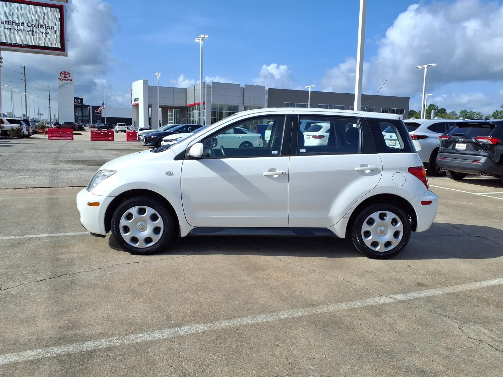 2005 Scion xA Base - 8