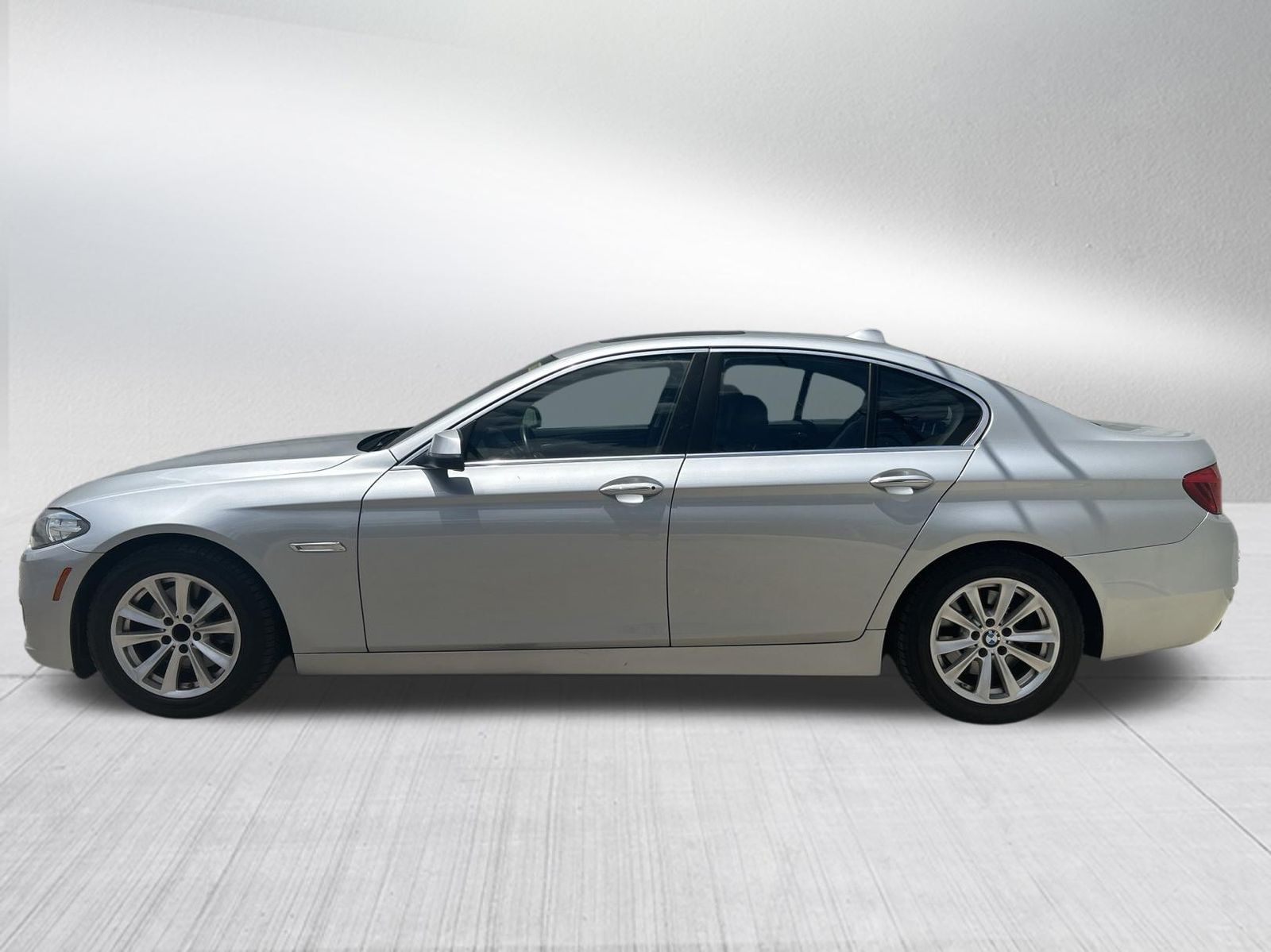 Used Car 2015 Bmw 5 Series  528i For Sale Under $15,000 In Austin, Texas