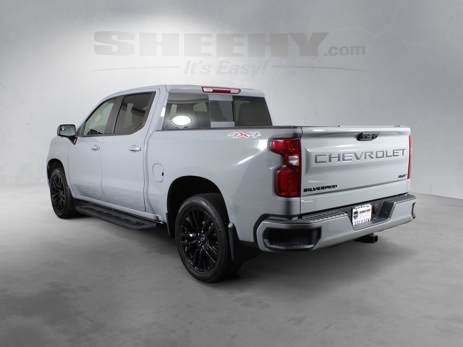 Used 2024 Gray Chevrolet RST image 4