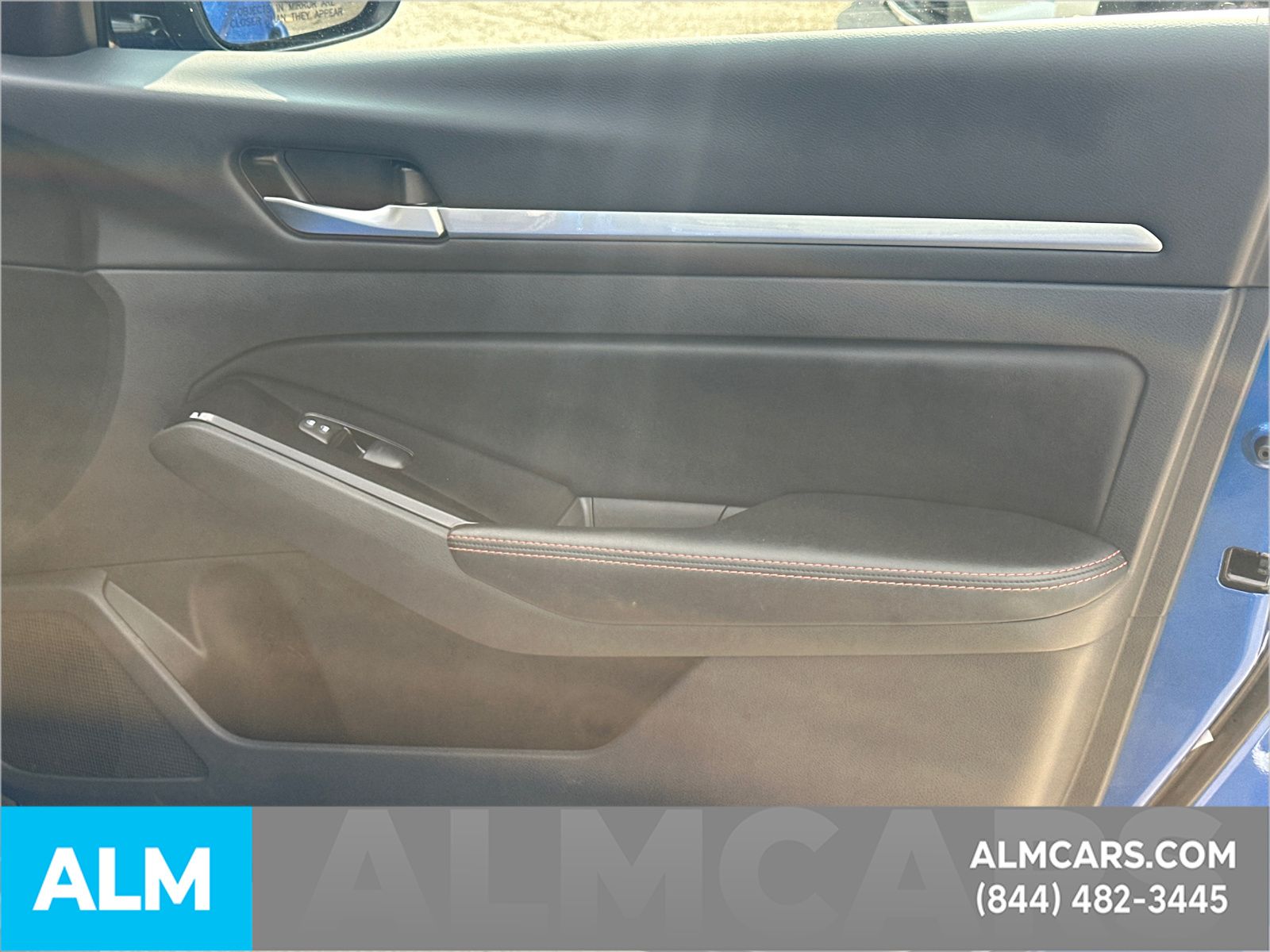Used 2025 Blue Nissan 2.5 SR image 16