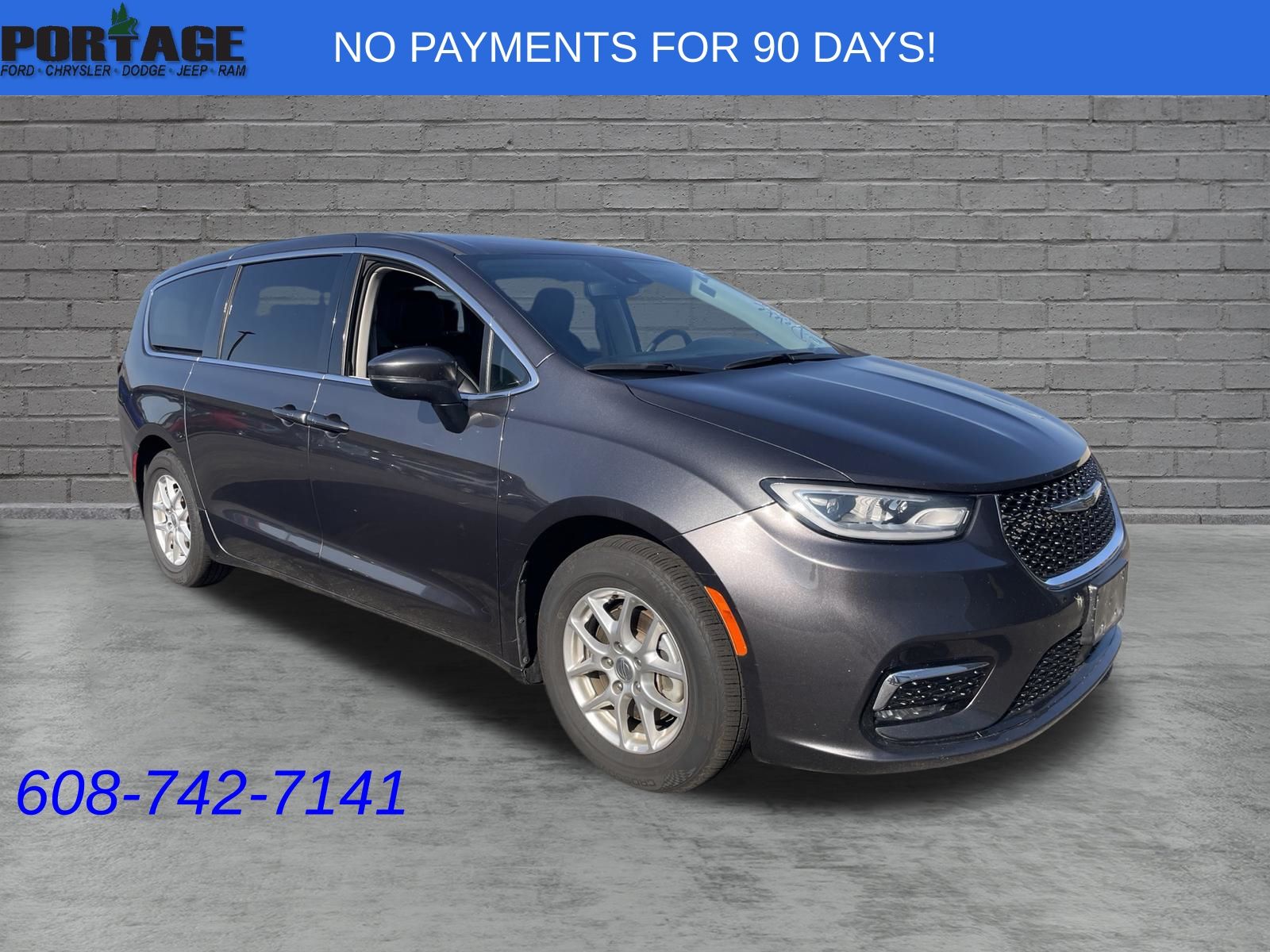  2023 Chrysler Pacifica Touring L FWD   