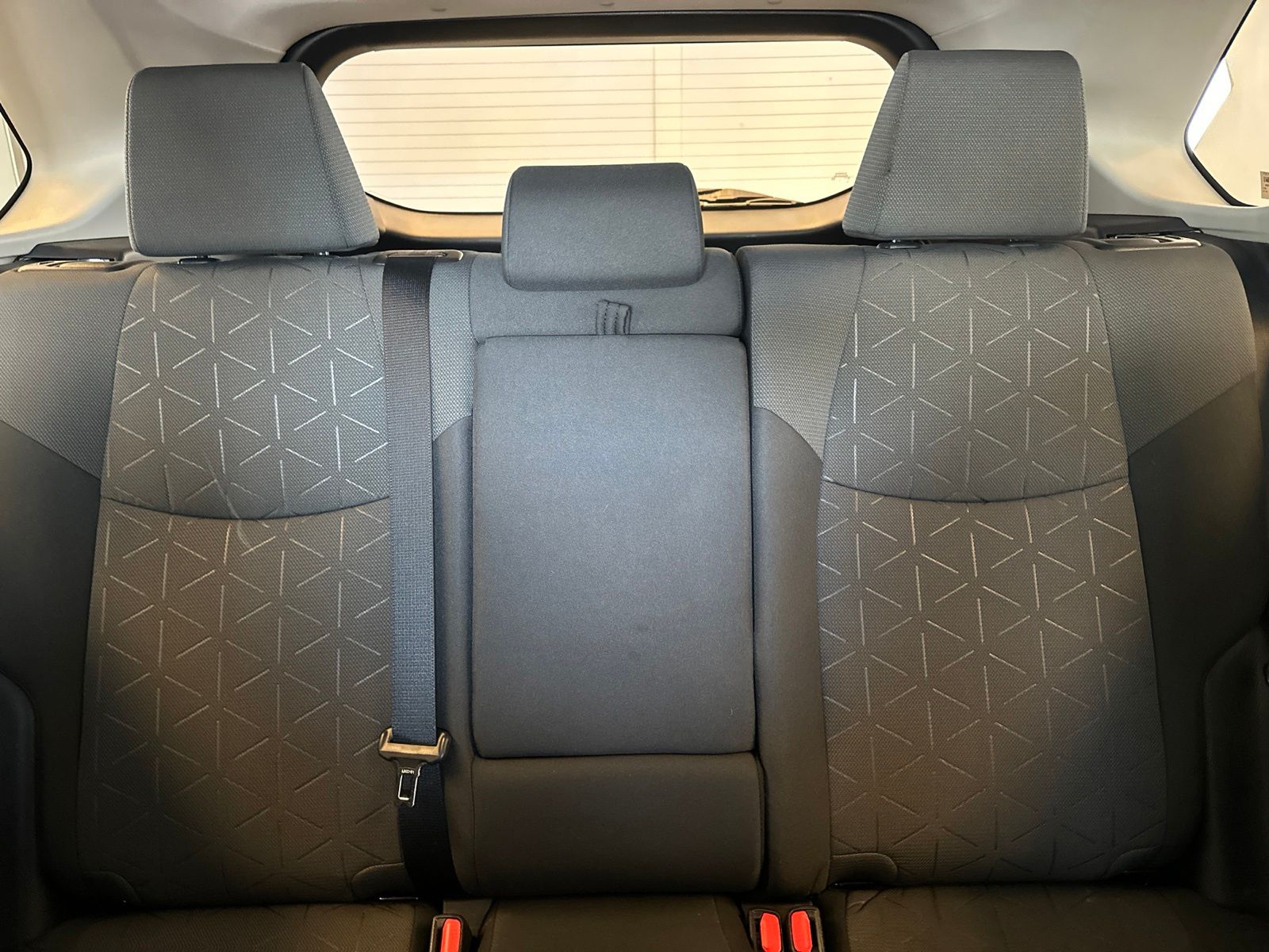Used 2020 Magnetic Gray Metallic Toyota XLE image 25