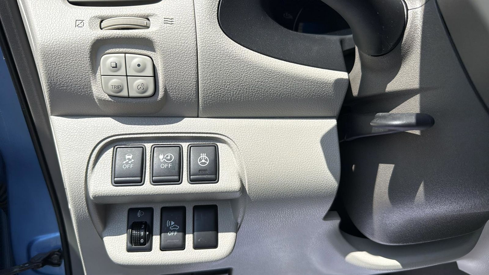 Used Car 2011 Nissan Leaf  Sl For Sale Under $10,000 In Austin, Texas