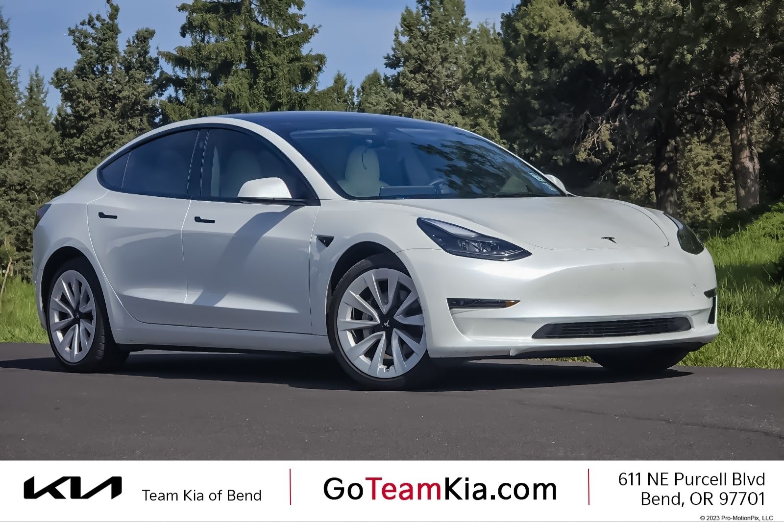 White 2023 Tesla Model 3 RWD Sedan Rear-Wheel Drive 1-Speed Automatic
