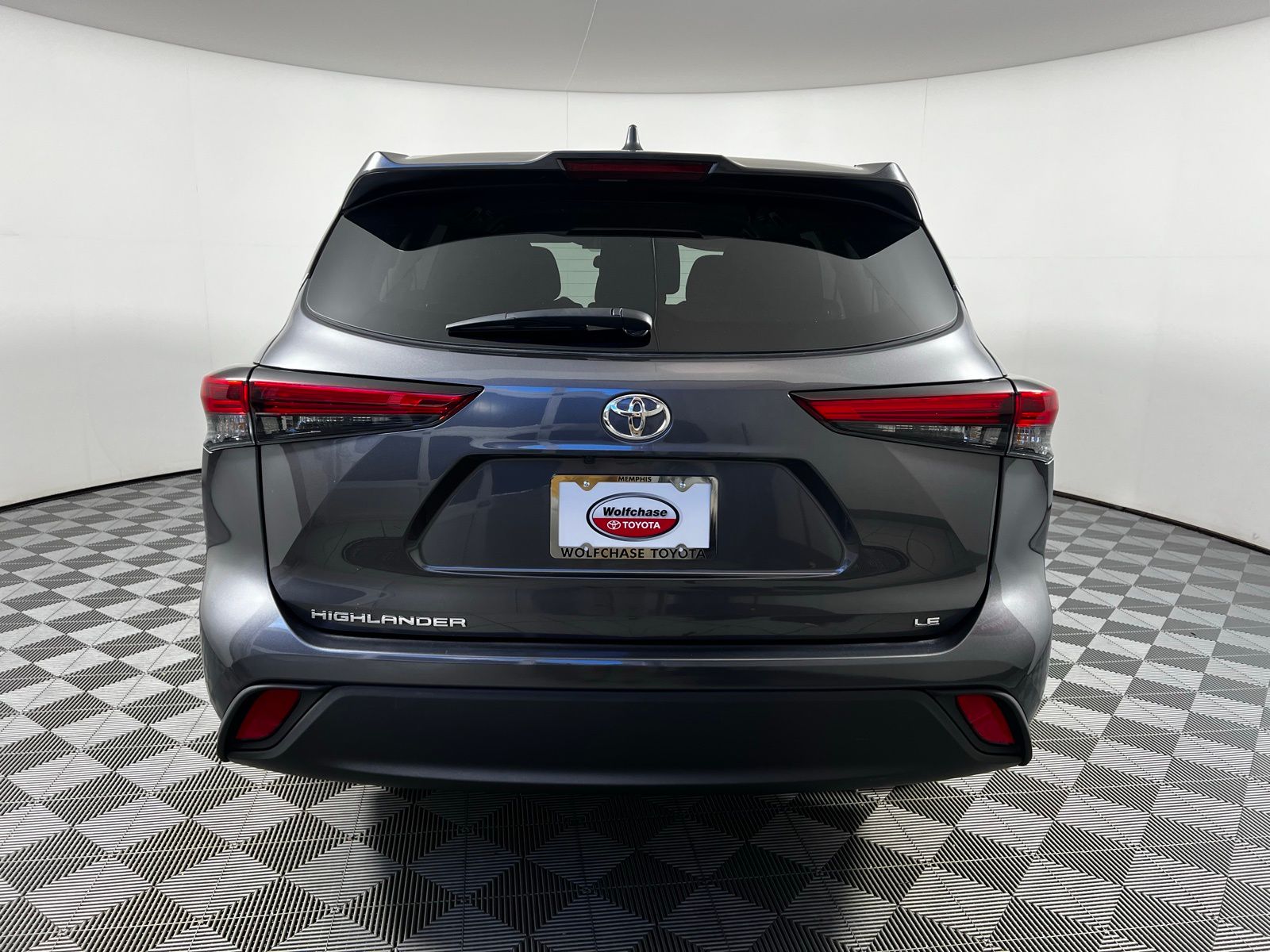 2023 Toyota Highlander LE 6