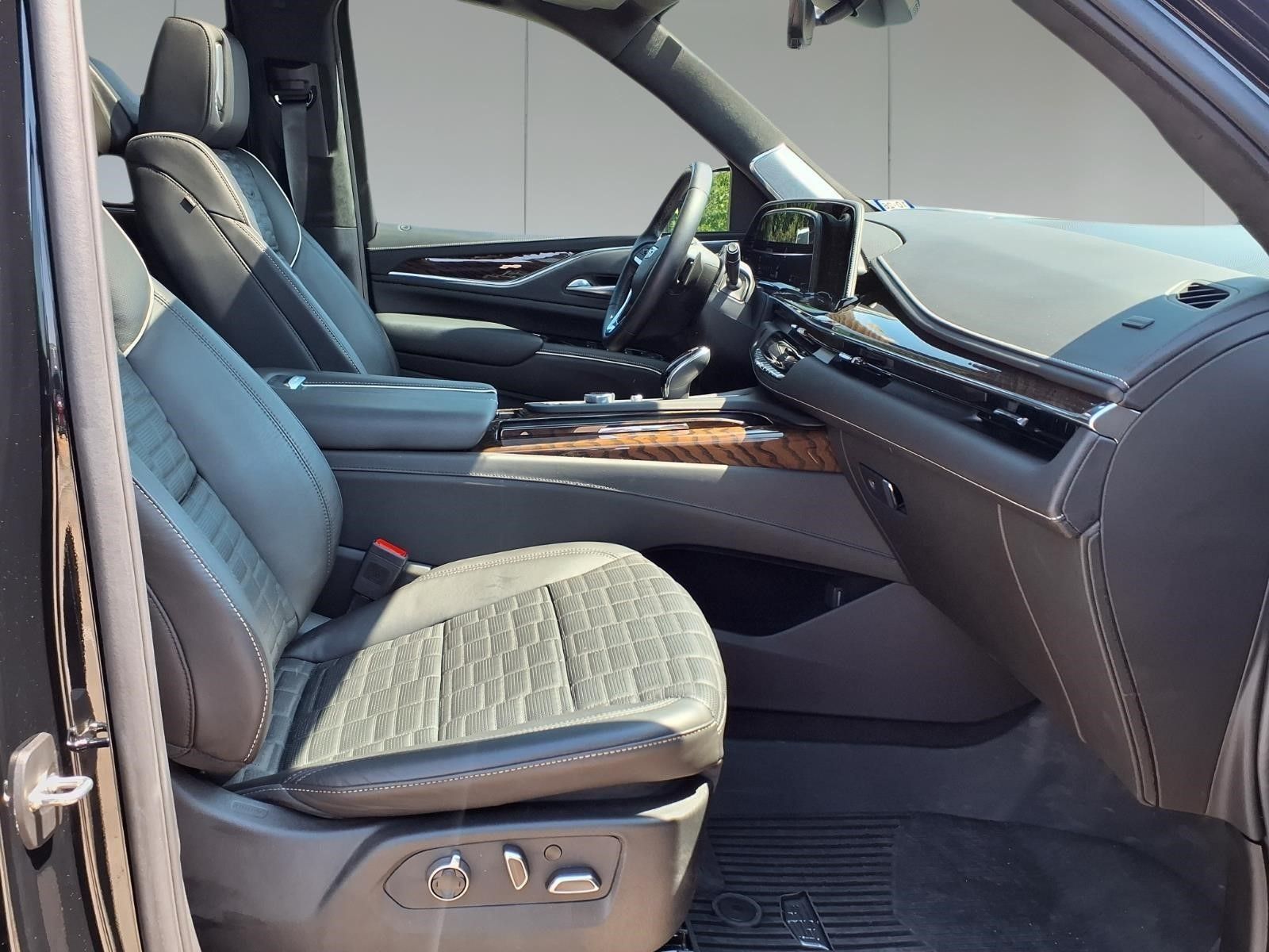 2023 Cadillac Escalade Sport Platinum Black at Bayway Cadillac of The Woodlands
