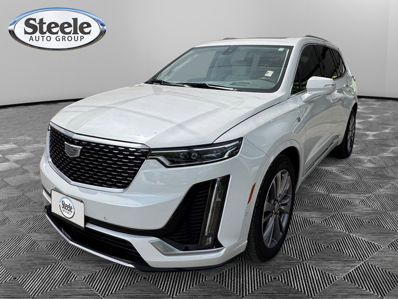 Crystal White Tricoat 2024 Cadillac XT6 SUV / Crossover Front-Wheel Drive 9-Speed Automatic