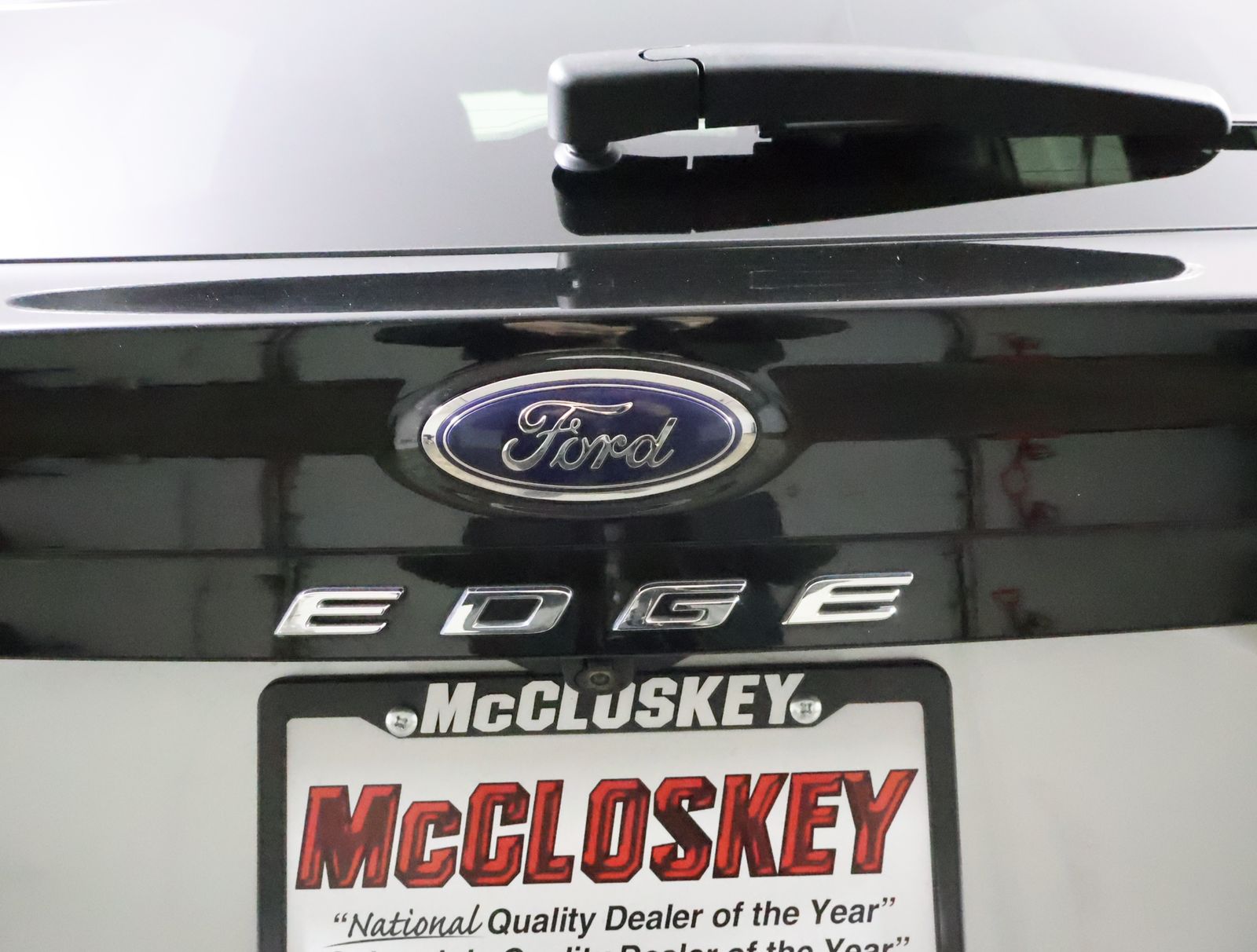 2022 Ford Edge Titanium photo