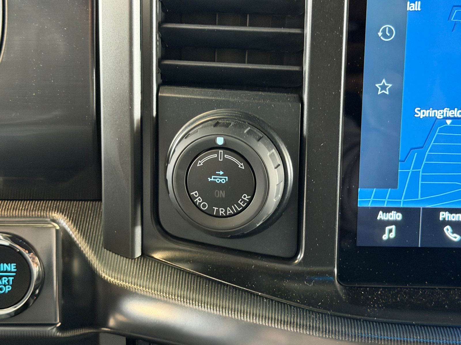 New 2026 Antimatter Blue Metallic Ford Lariat image 30