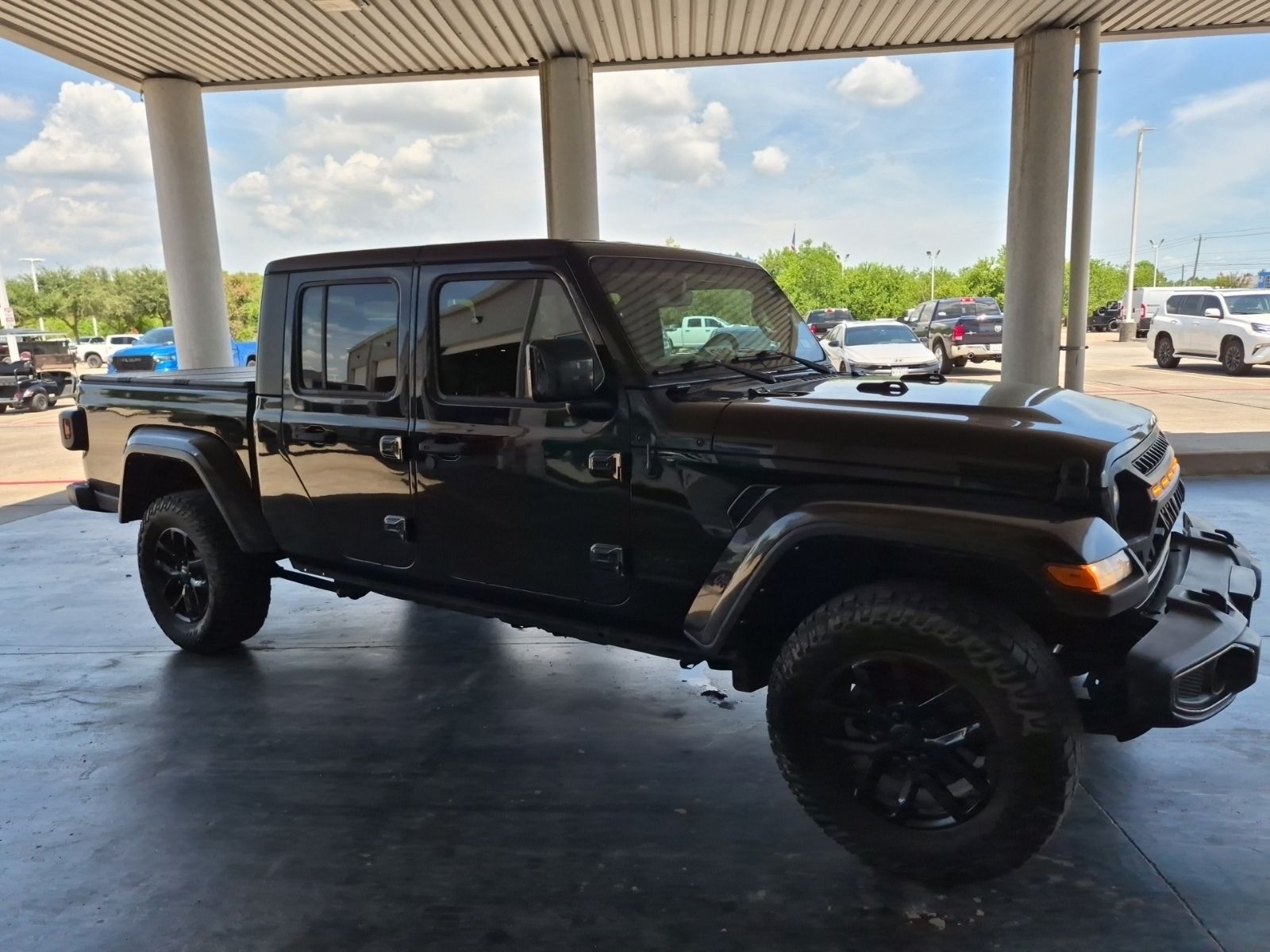 2022 Jeep Gladiator Sport Black at Community Toyota