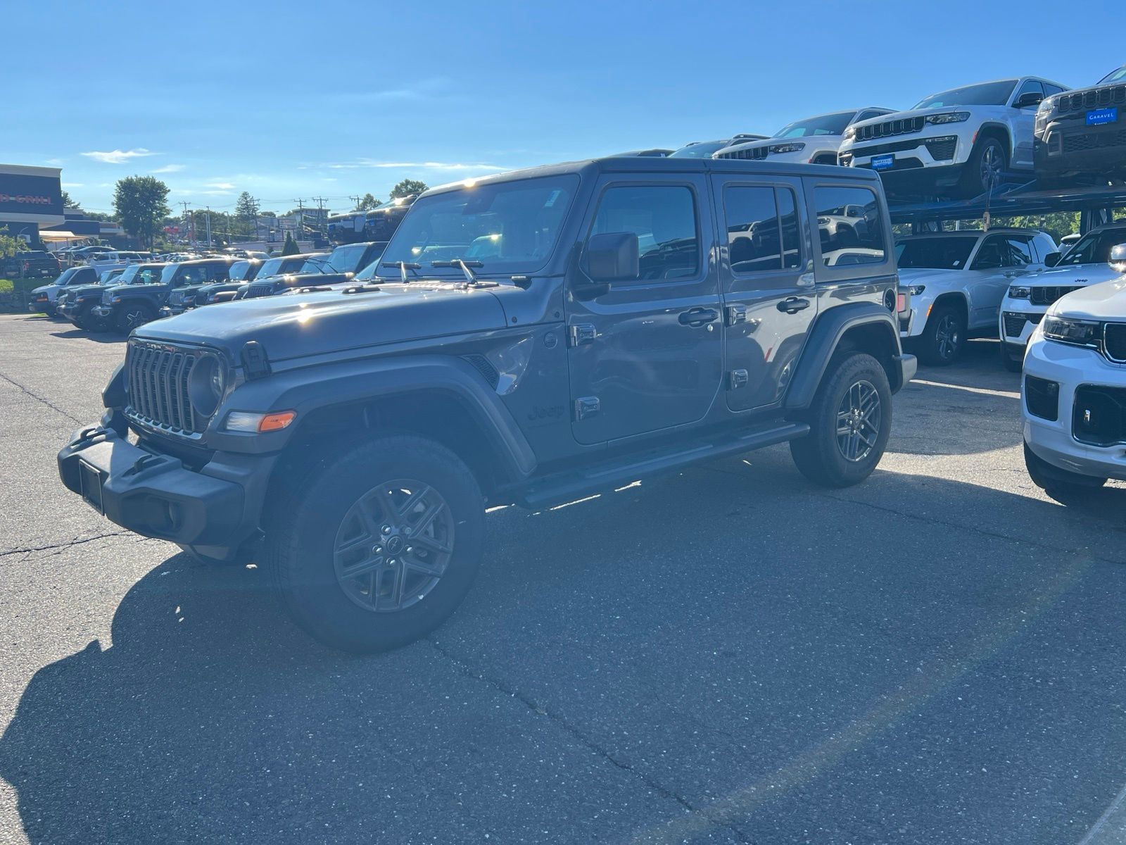Gray (Granite Crystal Metallic Clearcoat) 2025 Jeep Wrangler SUV / Crossover Four-Wheel Drive 8-Speed Automatic