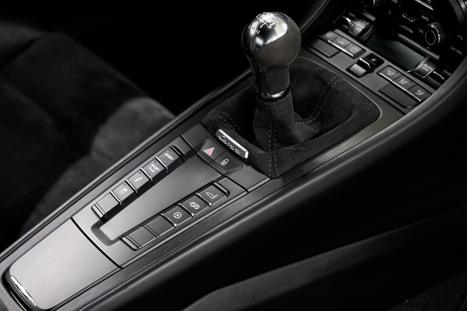 2015 Porsche 911 Carrera GTS — photo 31