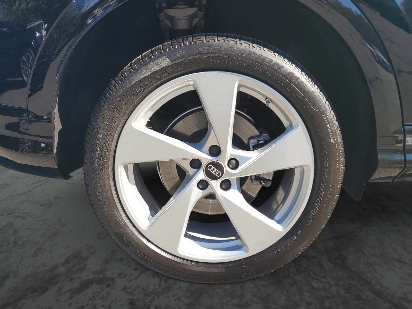 Vehicle photo