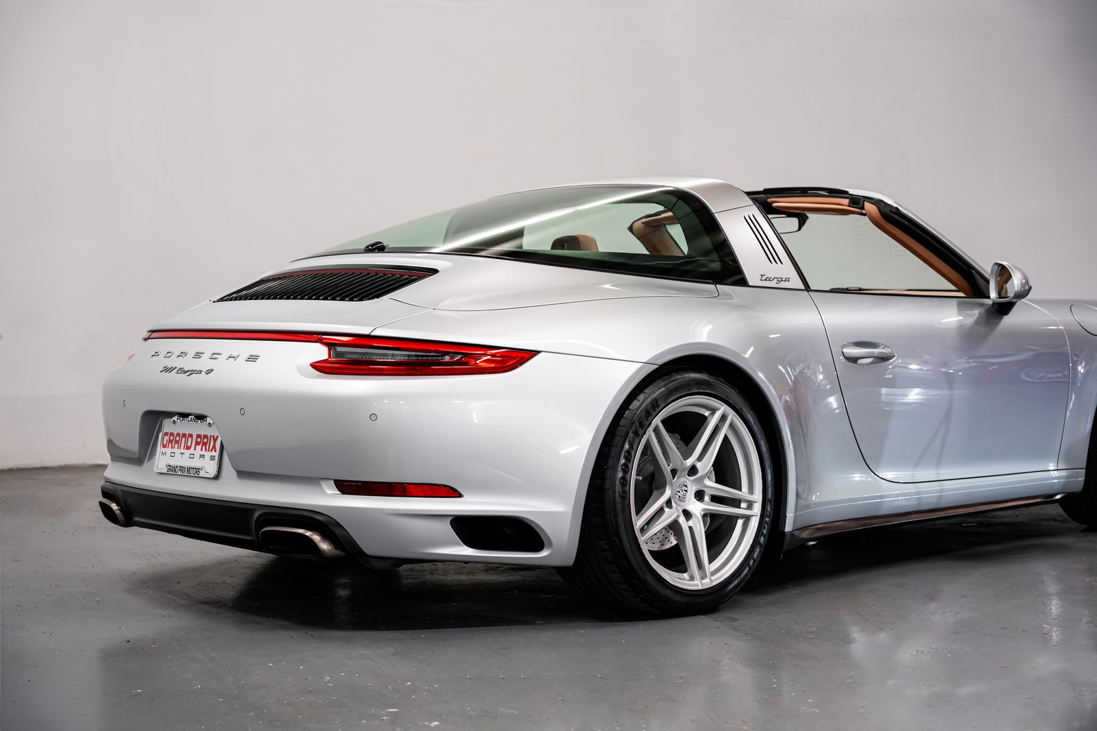 2017 Porsche 911 Targa 4 — photo 26
