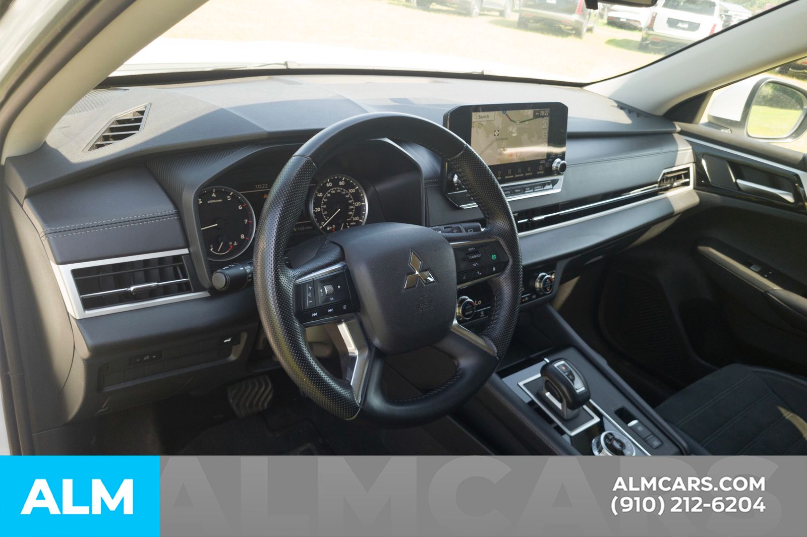 Used 2024 White Diamond Mitsubishi SE image 6
