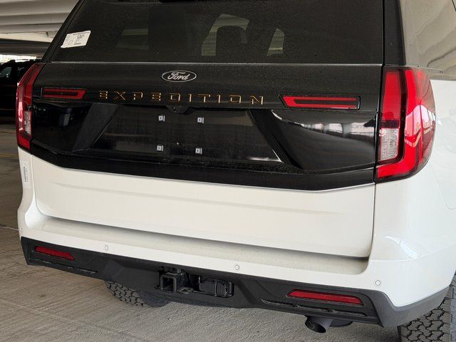 New 2026 Star White Metallic Tri-Coat Ford Tremor image 13