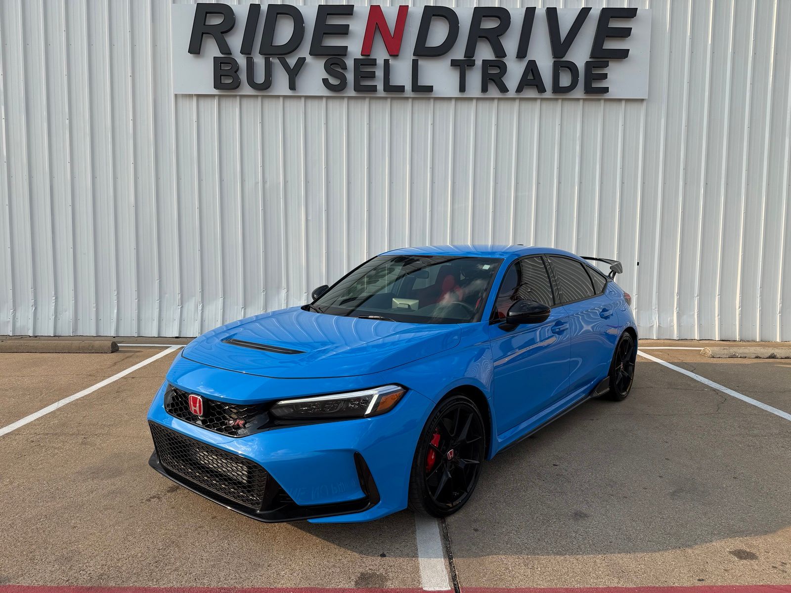 Boost Blue Pearl 2026 Honda Civic Type R Hatchback Front-Wheel Drive 6-Speed Manual