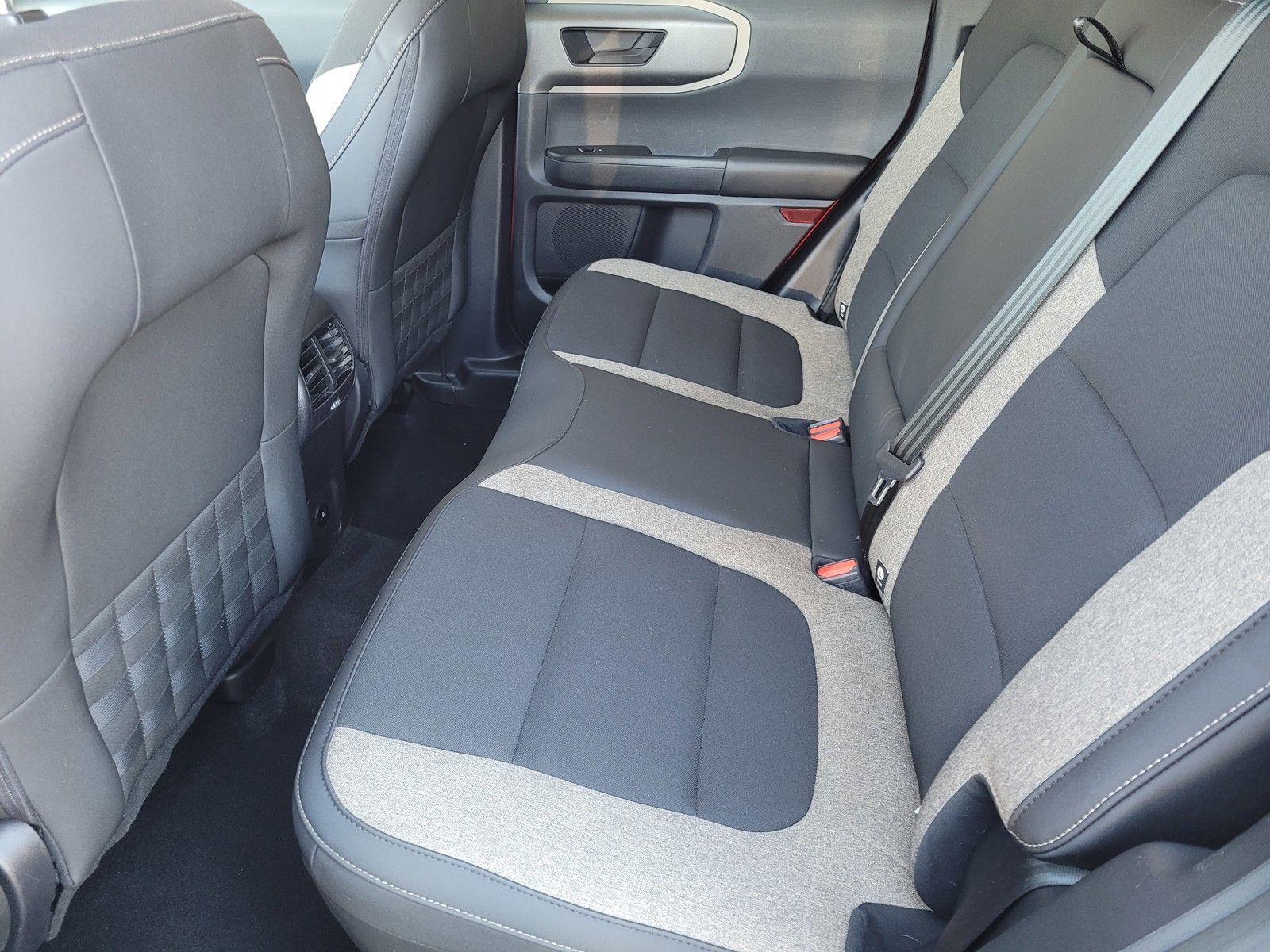 Used 2025 Red Ford Big Bend image 11