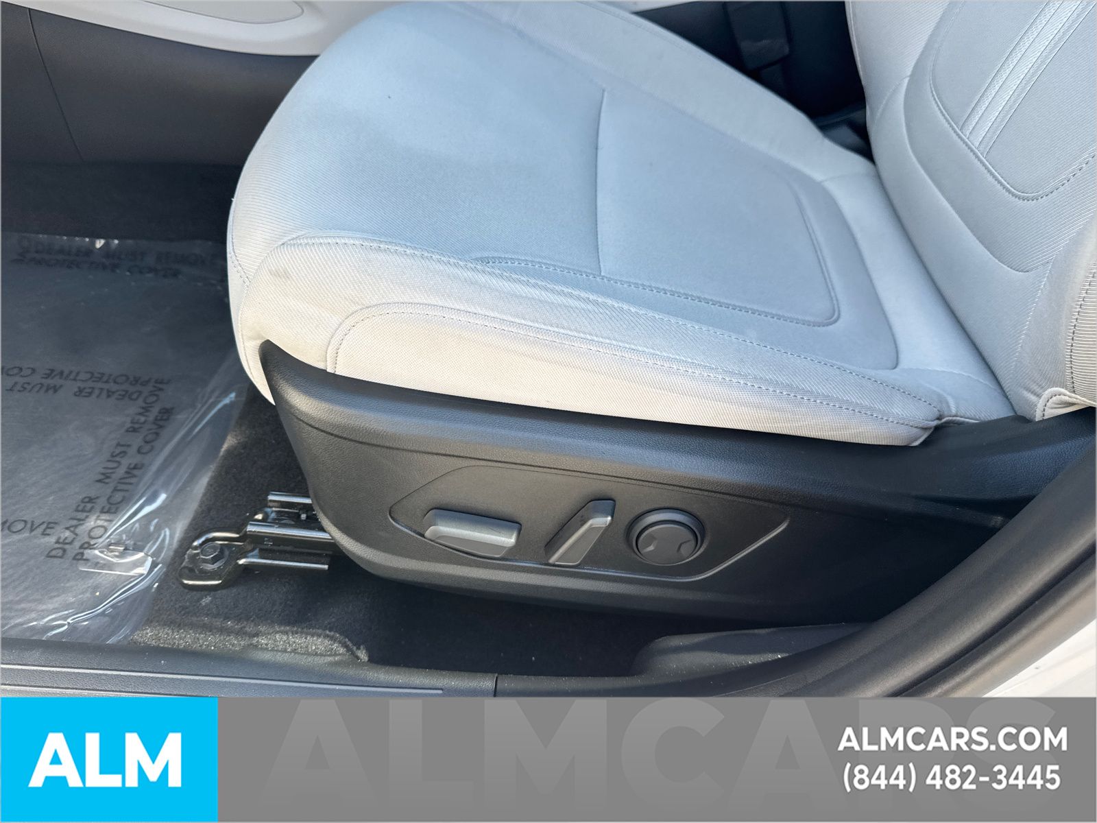 Certified Used 2025 White Hyundai SEL image 11
