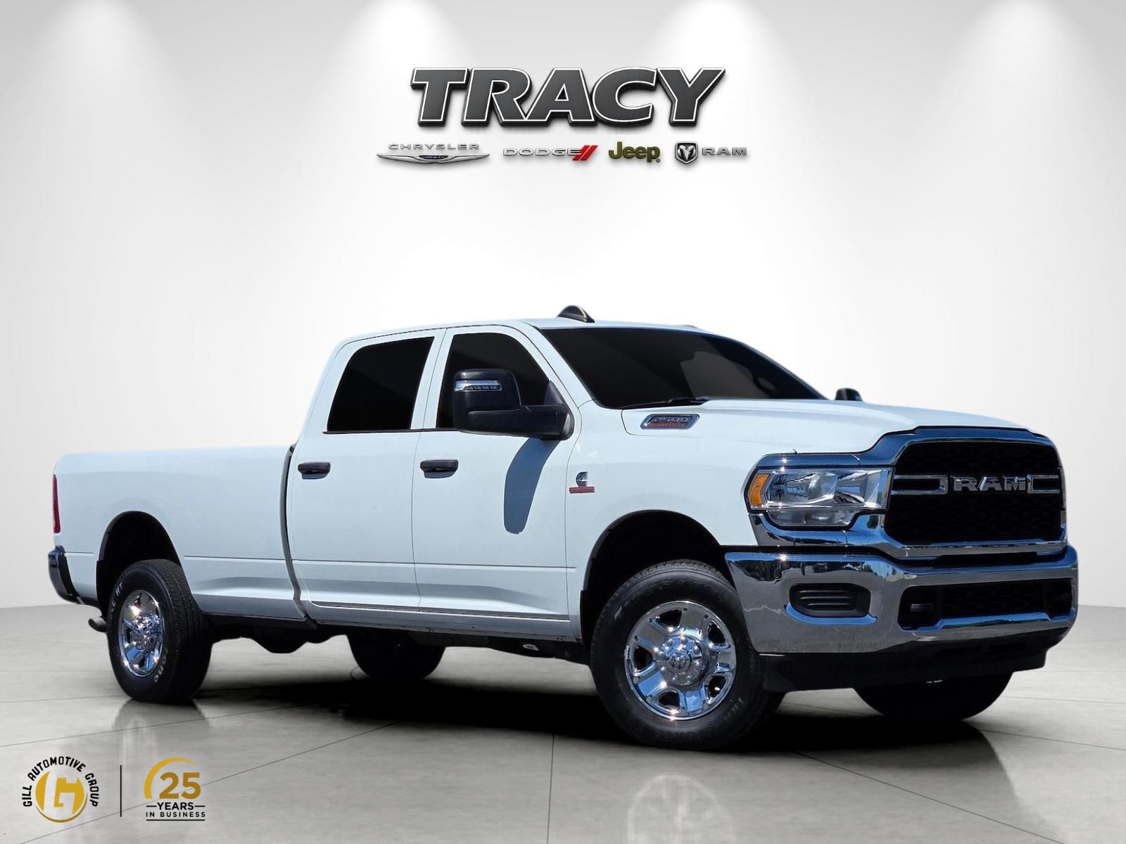Bright White Clearcoat 2024 RAM 2500 Pickup Truck Four-Wheel Drive 6-Speed Automatic