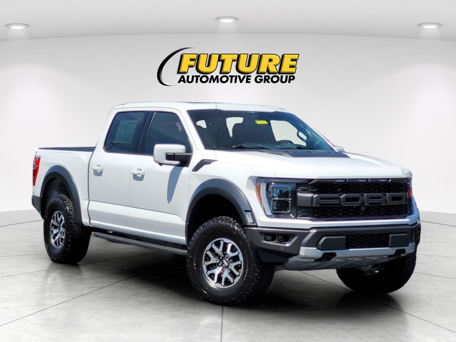 Oxford White 2023 Ford F-150 Raptor SuperCrew 4WD Pickup Truck Four-Wheel Drive Automatic
