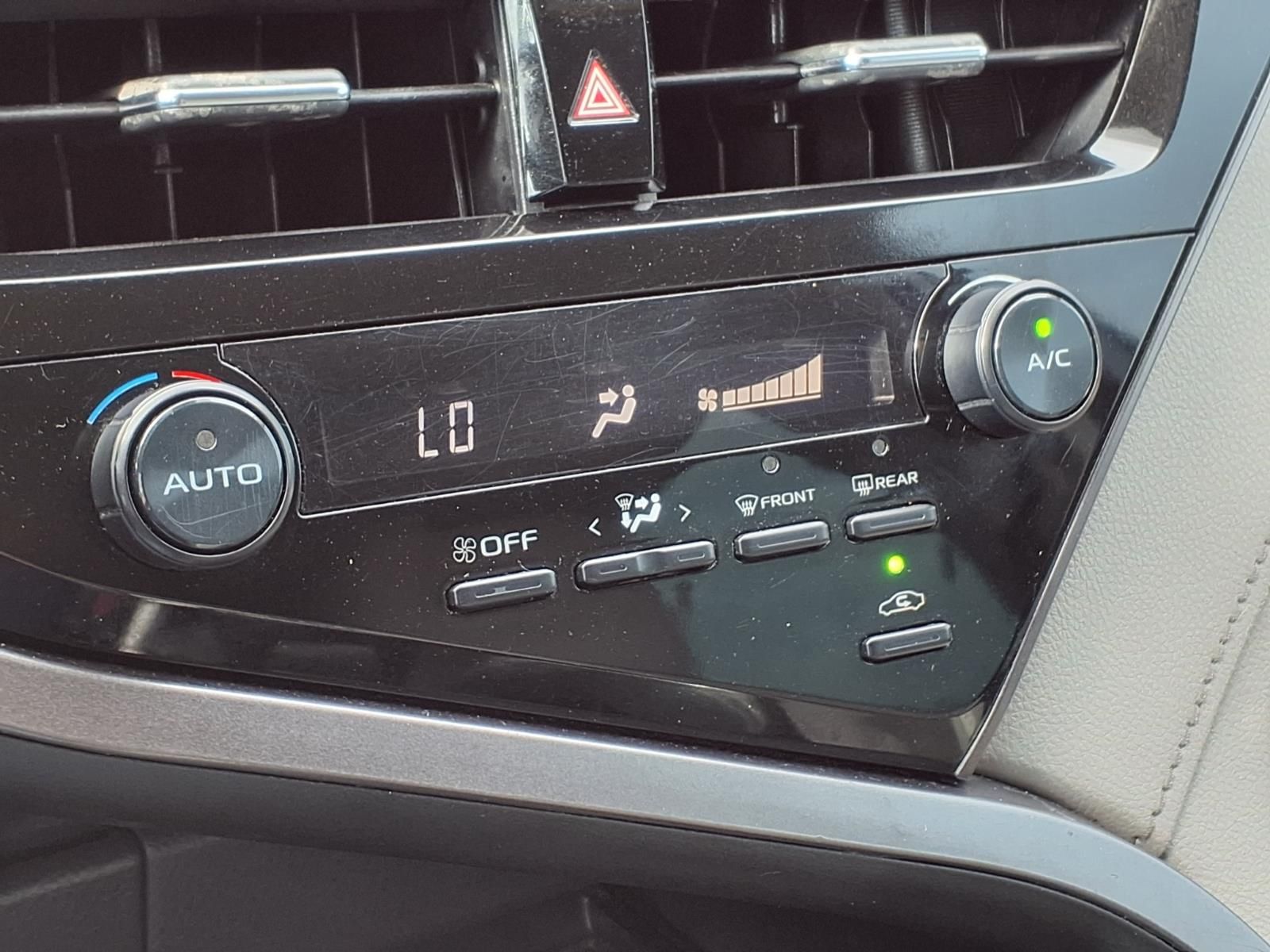 2021 Toyota Camry SE Gray at Autostrade