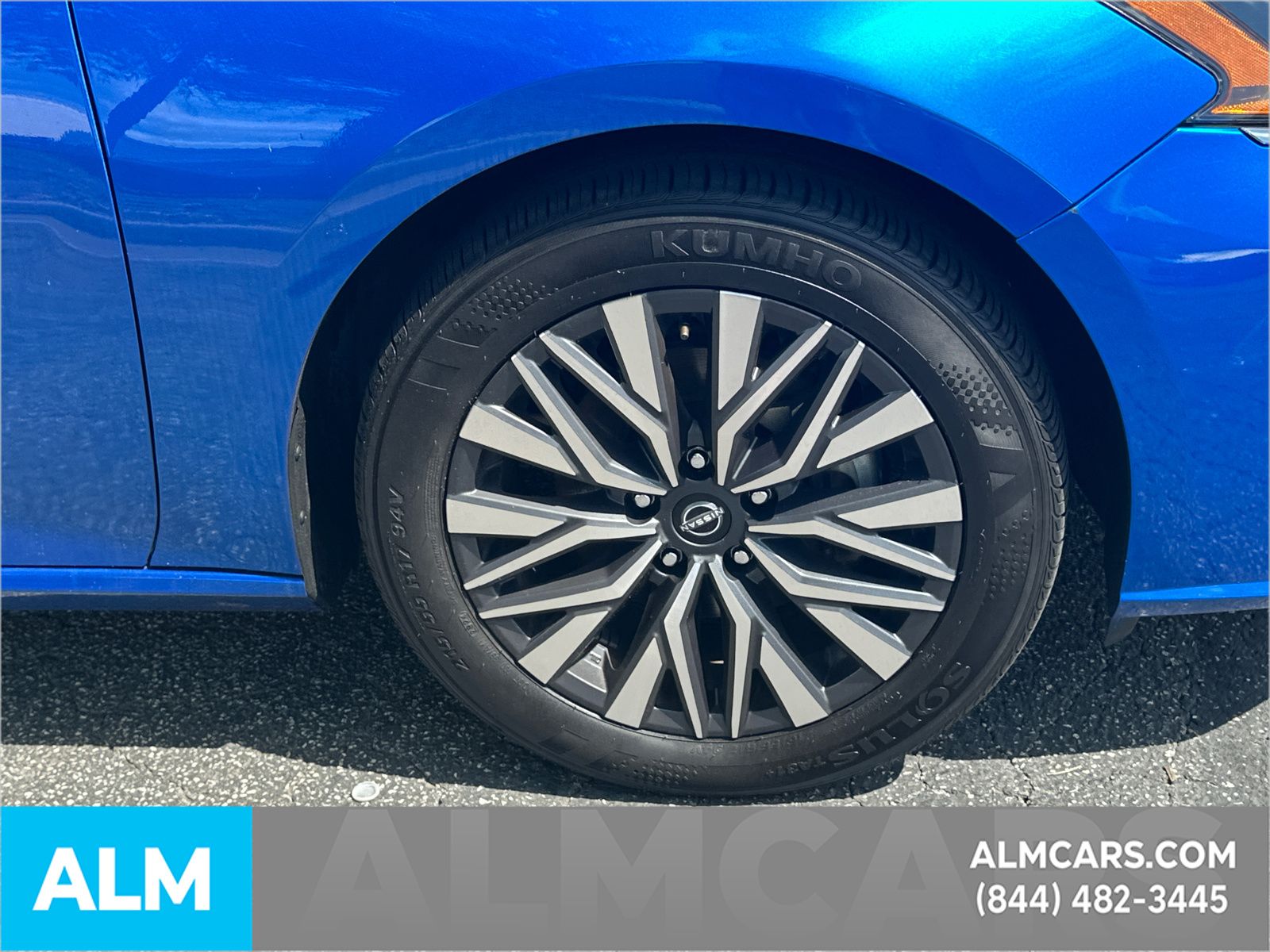 Used 2025 Blue Nissan 2.5 SV image 27