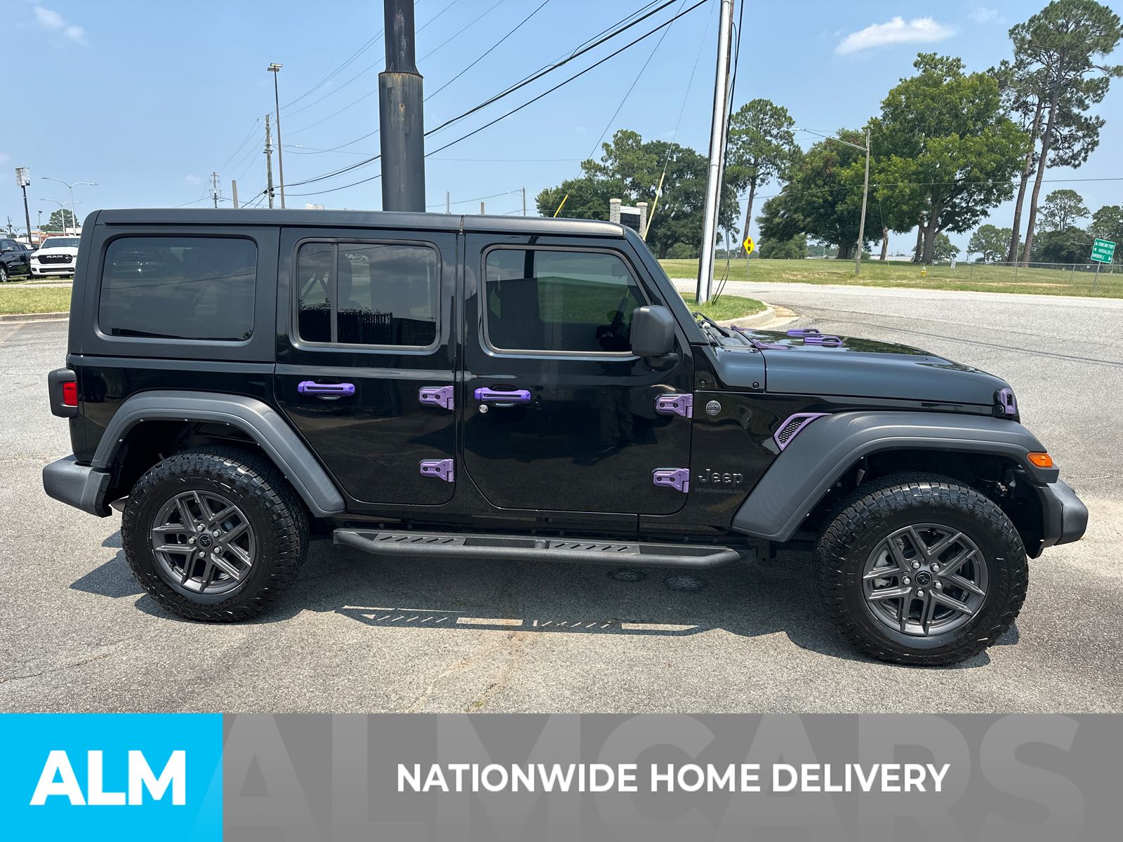 Used 2024 Black Jeep Sport S image 4