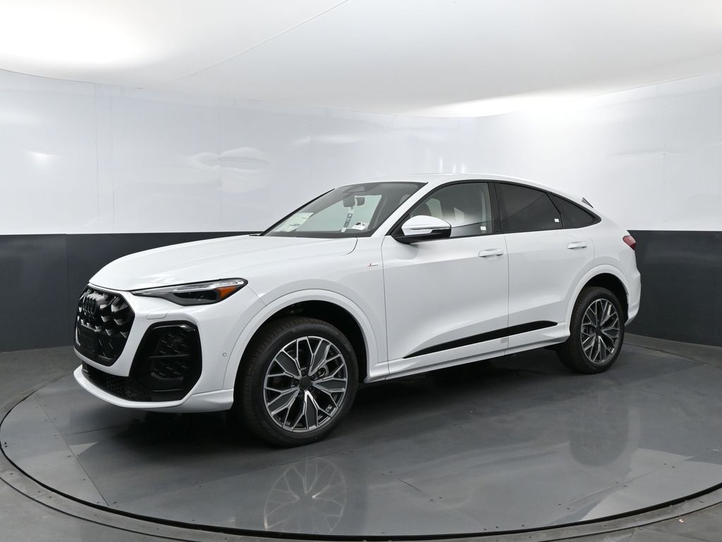 Glacier White 2026 Audi Q5 Sportback Sedan All-Wheel Drive 7-Speed Automatic