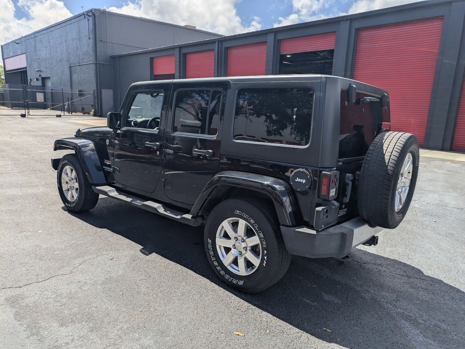 View vehicle photo 5