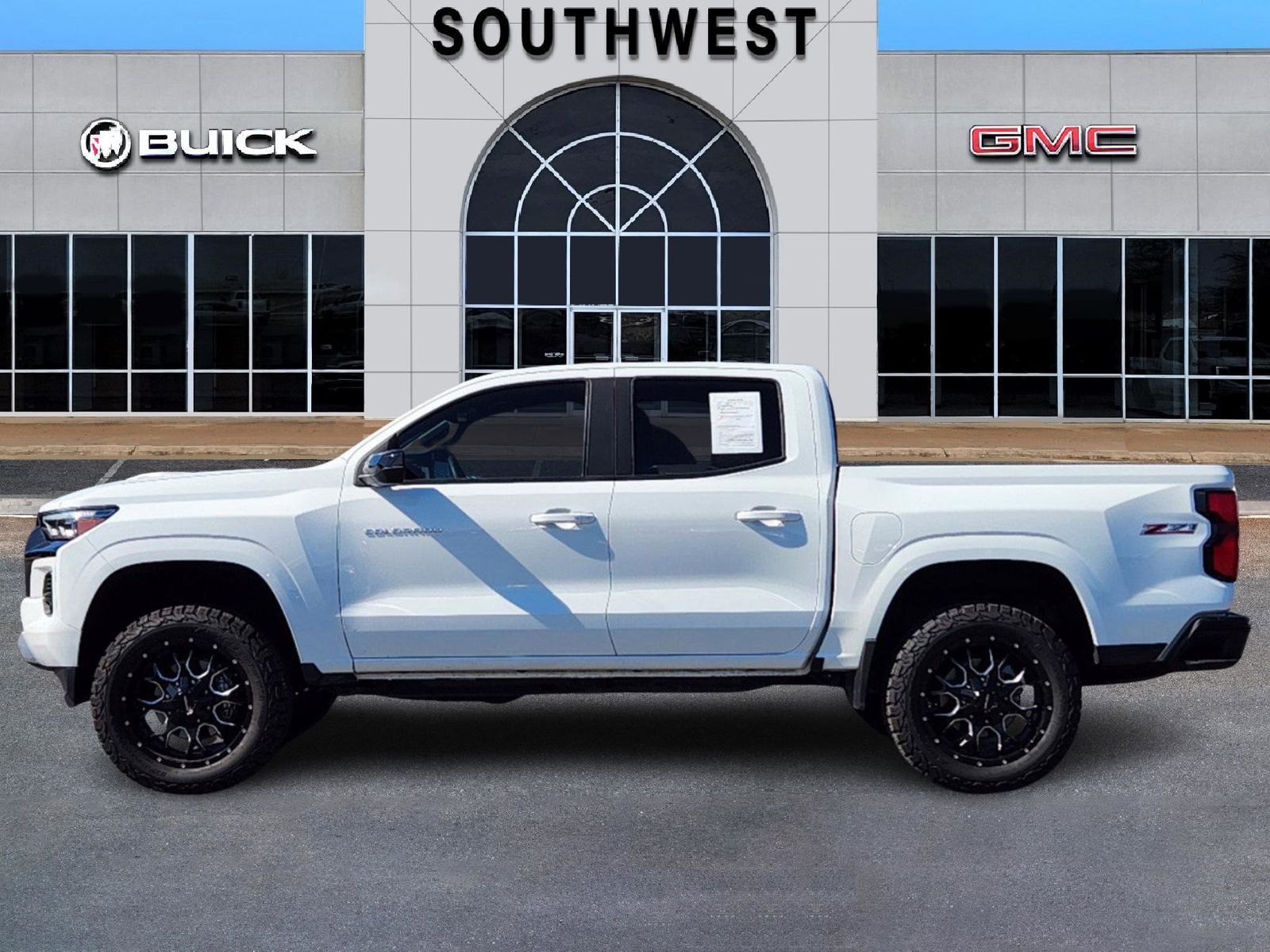 2023 Chevrolet Colorado Z71 5