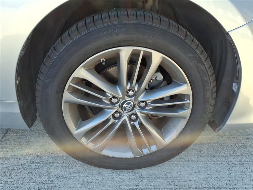 2016 Toyota Camry SE  at Autostrade