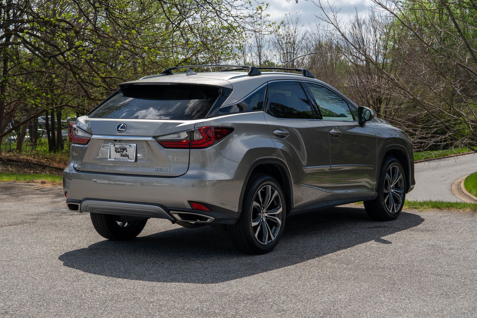 View vehicle photo 7