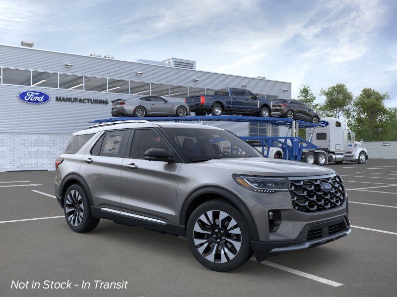 2026 Ford Explorer Platinum 4WD's photo