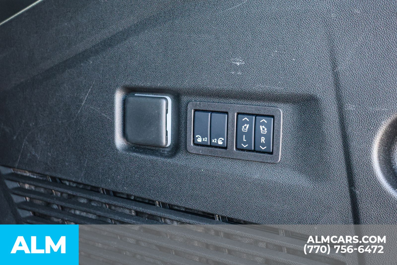 Used 2025 Black Chevrolet RST image 24