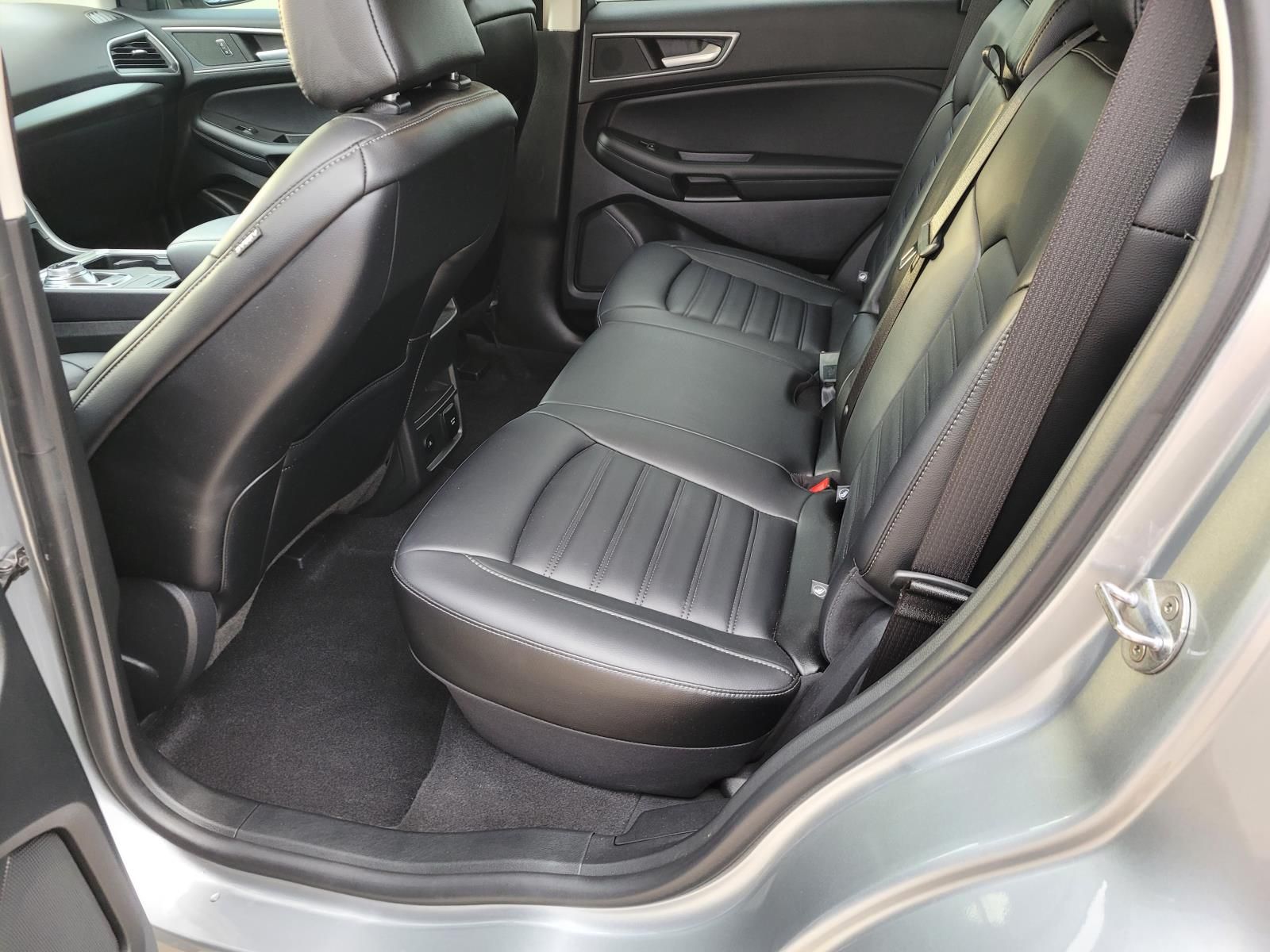 used 2024 Ford Edge car, priced at $26,990