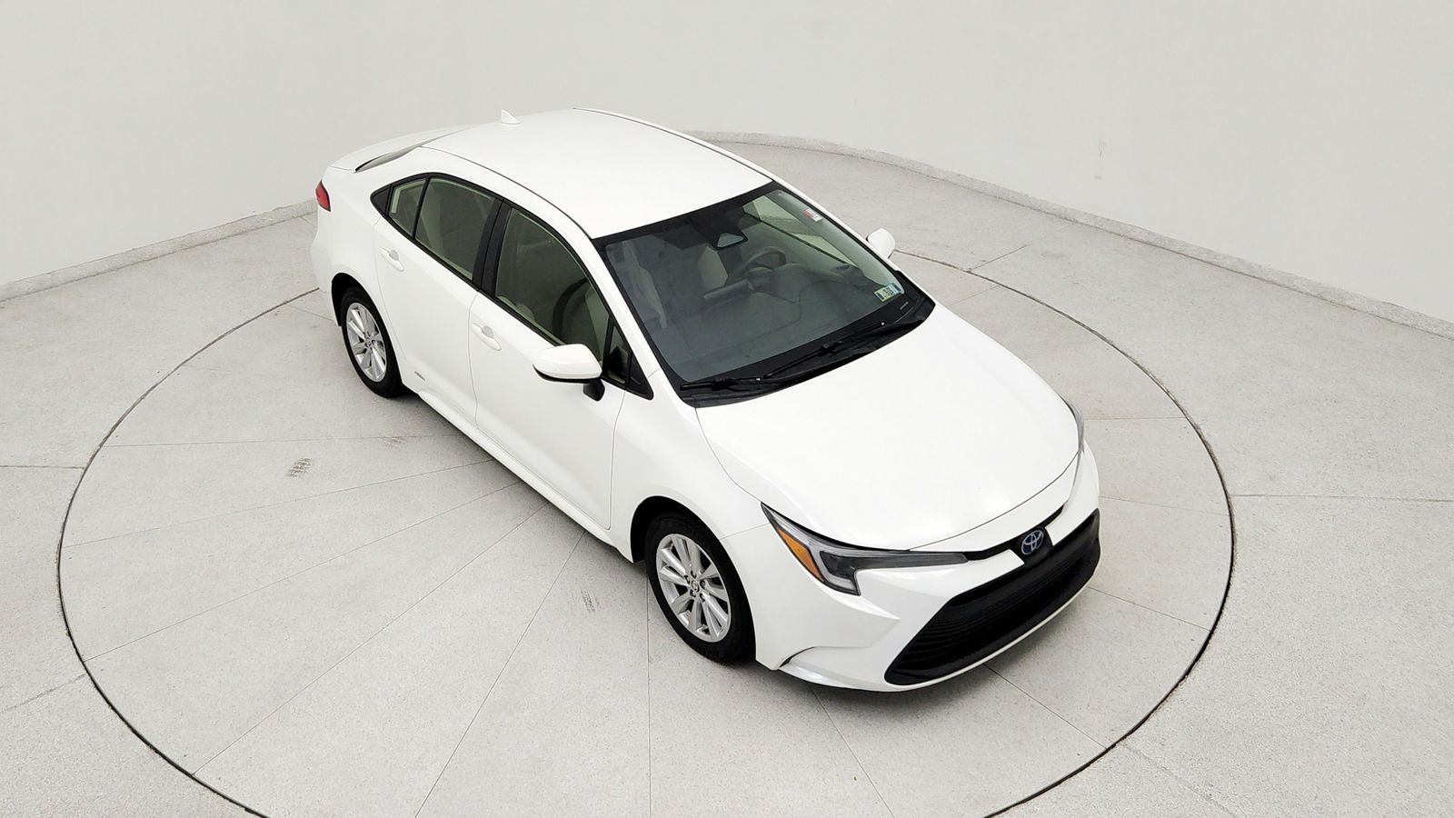 Used 2024 White Toyota LE image 15