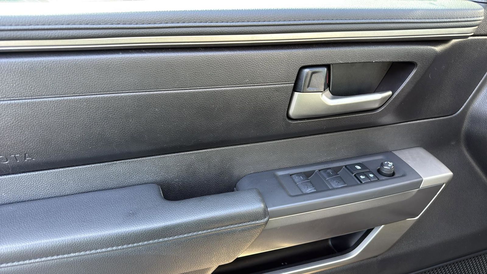 Used Car 2022 Toyota Tundra  Sr5 For Sale Under $40,000 In Austin, Texas