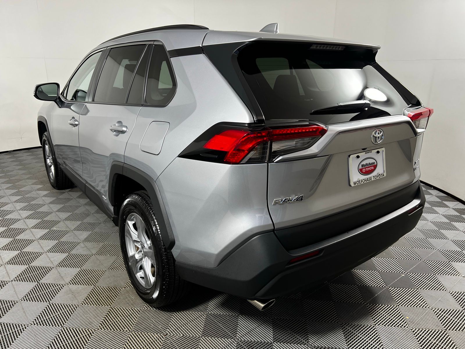 Thumbnail: 2025 Toyota RAV4 - 7