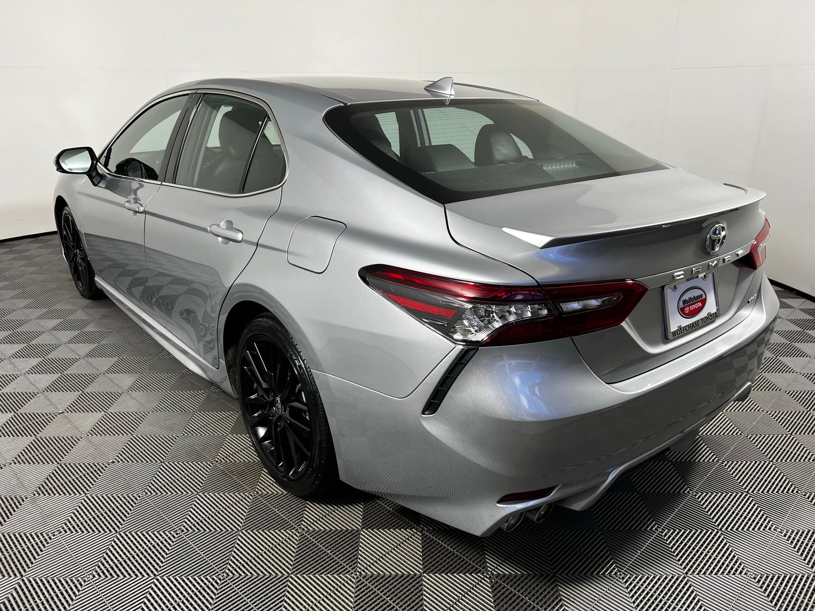 Thumbnail: 2023 Toyota Camry - 7