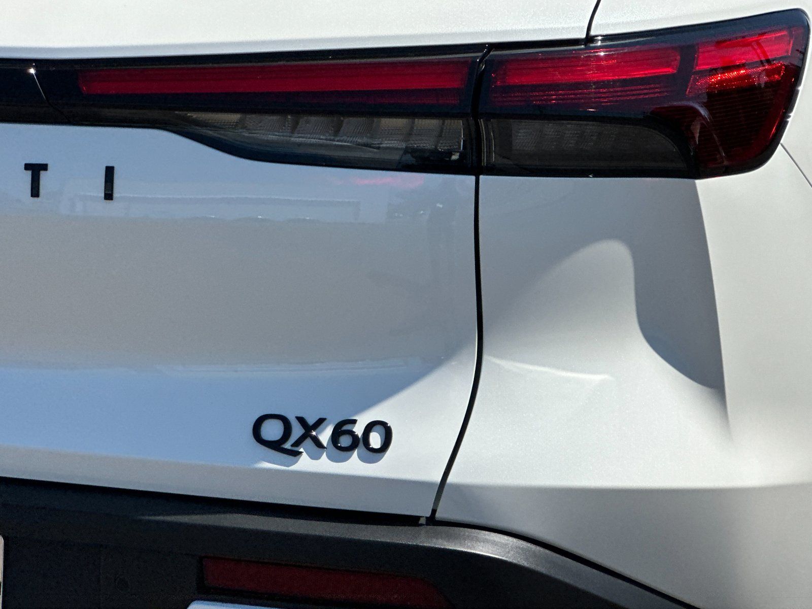 used 2025 INFINITI QX60 car, priced at $44,798