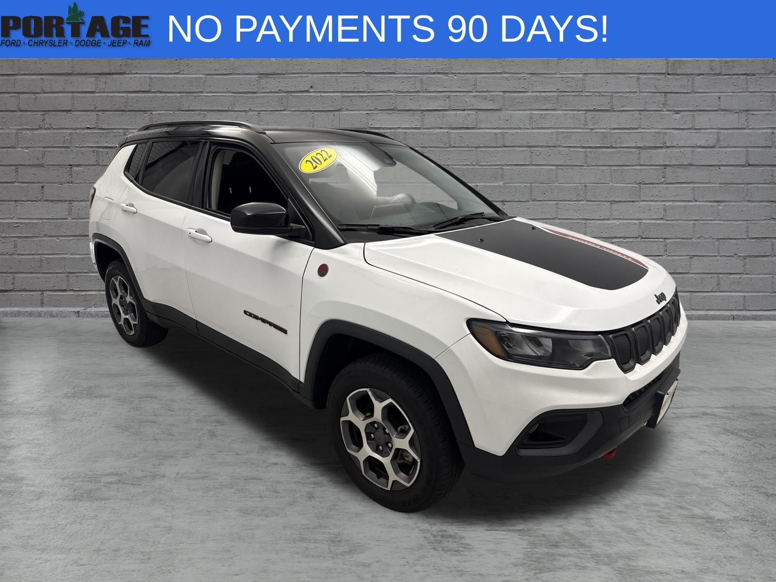 Bright White Clearcoat 2022 Jeep Compass SUV / Crossover Four-Wheel Drive 9-Speed Automatic